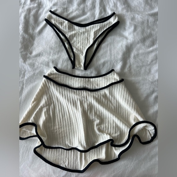 Montce x Olivia Culpo / Cream (Black Binded) Terry Rib Lulu Bikini Bottom - Picture 5 of 5